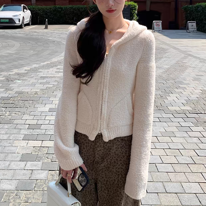 Retro short knitted design demi-season sweater with hood with zipper