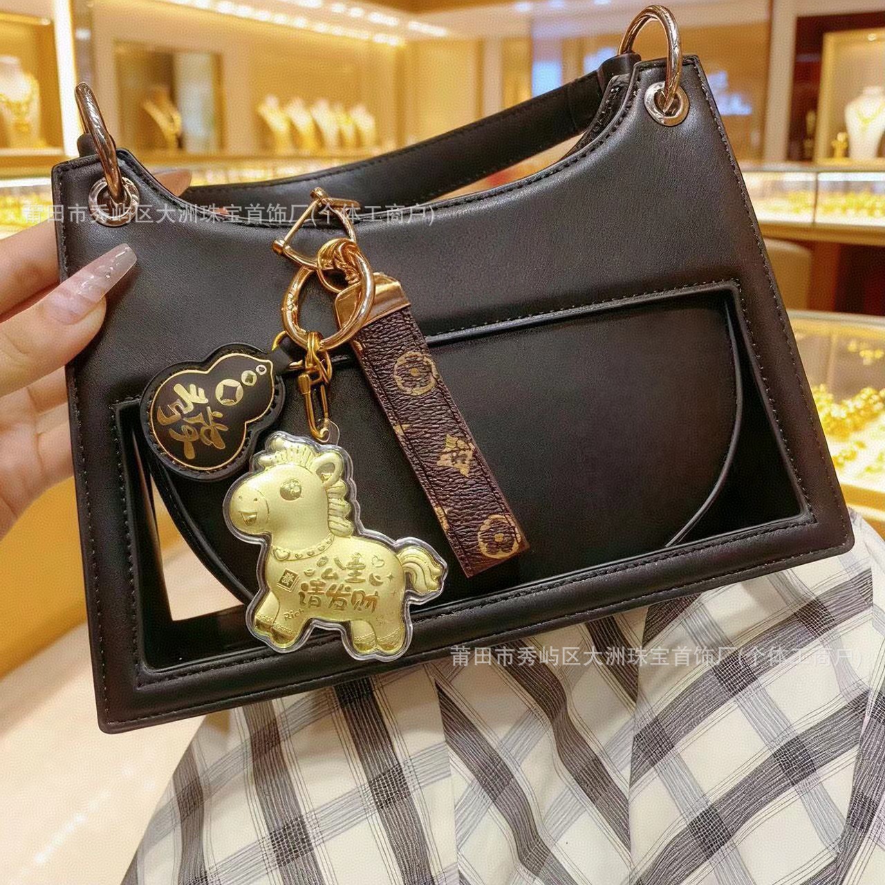 Año del Caballo de oro llavero de automóvil pequeño colgante 999 dinero de inmediato bolso llavero personalizado pequeño regalo