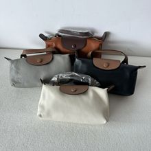 羳Ůʿ֦yrײͨɫμбӰ֙C