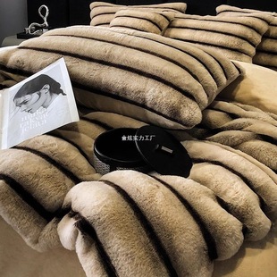 Winter Bedding Plush Milk Velvet Rabbit 4-Piece Quilt Cover Set, Thickened Class a Style, High-End Light Luxury Coral Fleece Bed Sheet Set