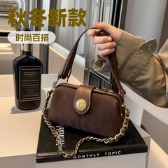 新款复古潮流单肩包女秋季简约休闲小众时尚高级感百搭单肩斜挎包