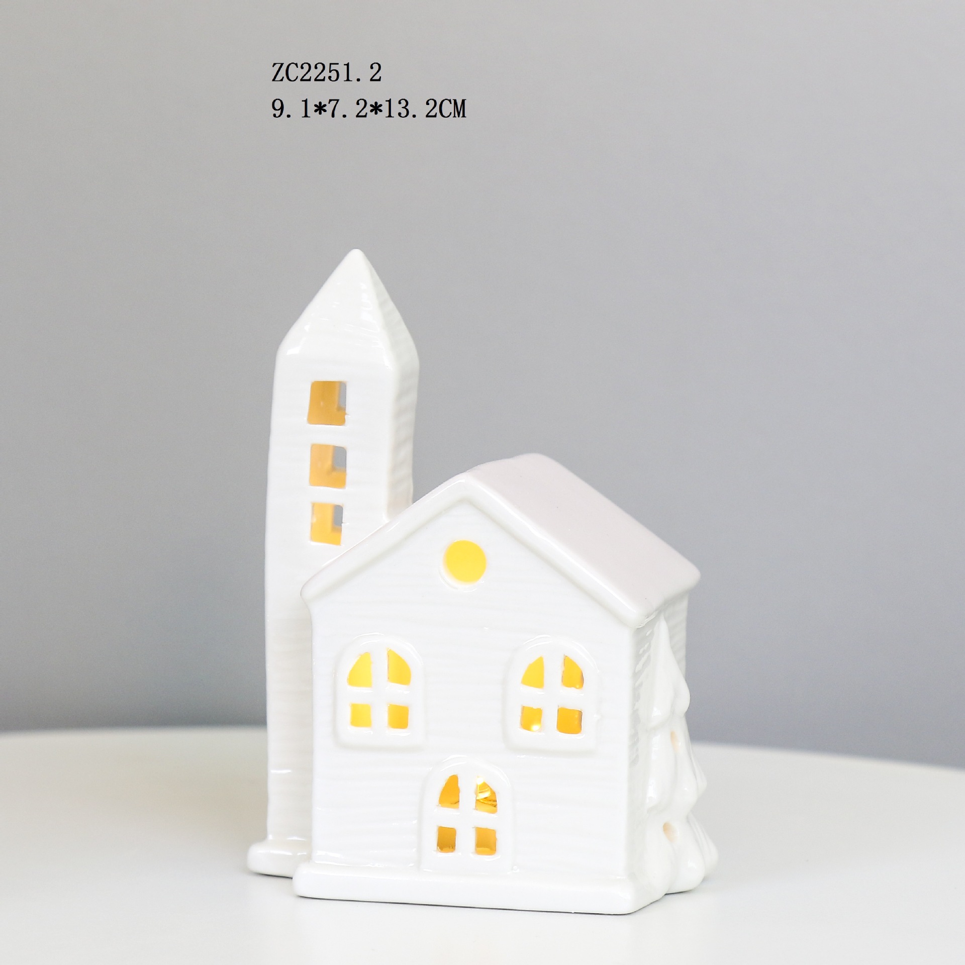 Lámpara de viento decorativa transfronteriza decoración de la casa de cerámica luz de la noche creativa Navidad nueva pequeña casa atmósfera vela titular