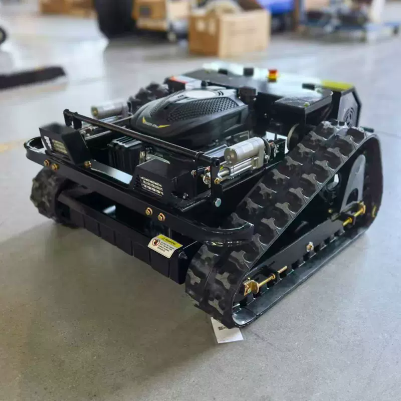 遥控割草机 山地开荒绿化果园市政除草机 全地形大马力汽油剪草机