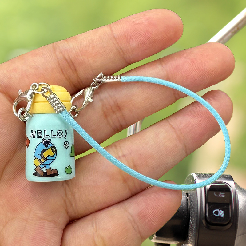 Mini botella de agua termo colgante lindo pequeño biberón accesorios de muñeca diy accesorios de taza de agua al por mayor dibujos animados