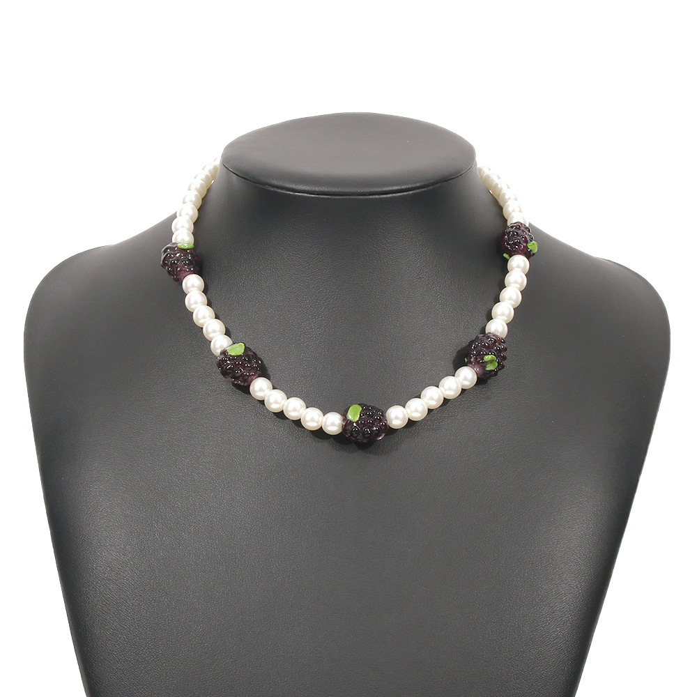 Wholesale Jewelry Grape Shape Geometric Imitation Pearl Beaded Necklace Nihaojewelry display picture 10