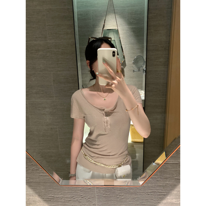 Summer New Style High-End Chic Button Pocket Design Short-Sleeve T-Shirt Spring 2026 Super Trendy Age-Reducing Top Women's Clothing