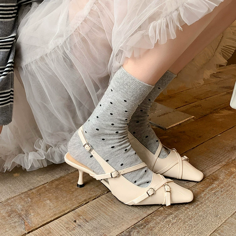 ~Сдержанные каблуки~2025 весна и лето модные stilettos квадратный носок пряжка ремешок для женщин сандалии глубокий ротик задняя лямка высокие каблуки 40