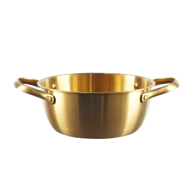 Taza de acero inoxidable coreana, platina de verduras doradas con un mango de fideos de dos orejas, platina seca de mariscos, una pequeña olla de cocción
