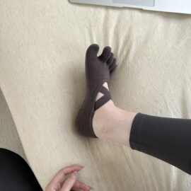 五指瑜伽袜子女夏季薄款透气防滑普拉提分趾袜室内运动健身地板袜