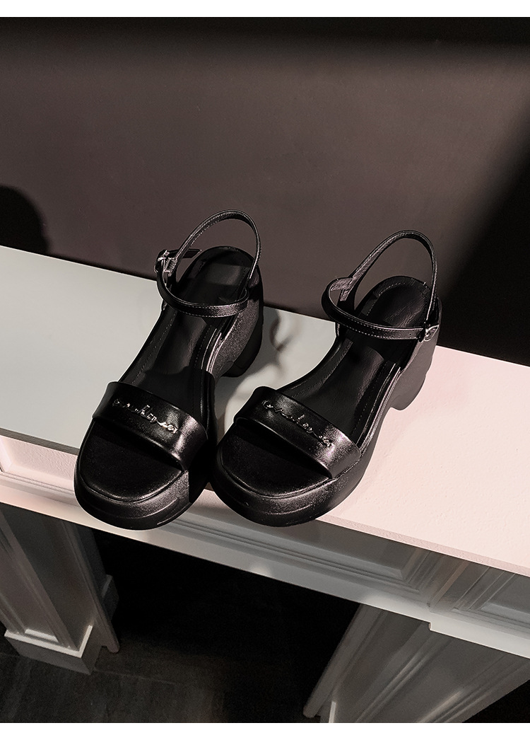 Sandal thể thao nữ đế xuồng cao 5 cm quai ngang chữ T — màu đen, màu trắng ngà chi tiết 17