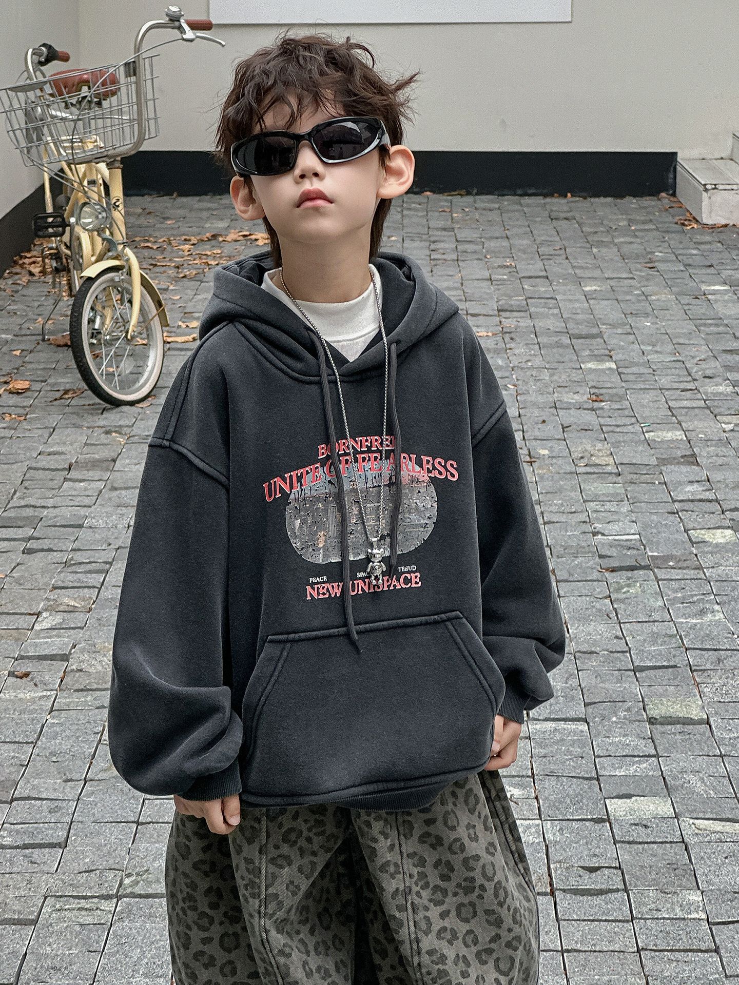 Children's demi-season sports hoody