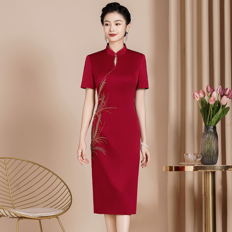 中年のお母さんの夏服のワンピースの新しい中国式のチャイナドレスの中で高齢の女性のスカートの小さい子供の姑の贈り物の新型|undefined