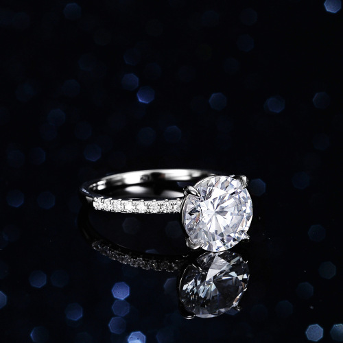 Classic Four-claw S925 Pure Silver Ring with 5 Carat Moissanite Diamond Ring for Women, Dove Egg Wedding Band Live Stream