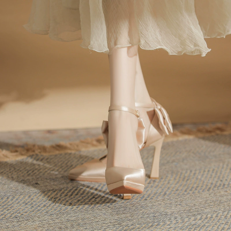 Золотые туфли на высоком каблуке YY10502 2025 новые летние заостренные модные толстые каблуки дикие сандалии женские наружные