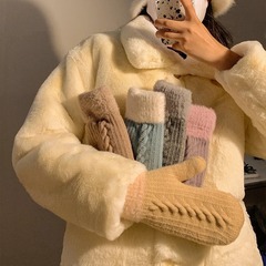 韓国版男女の手袋冬のカップルは、かわいい防寒保温シンプルな指を厚くして学生を指している