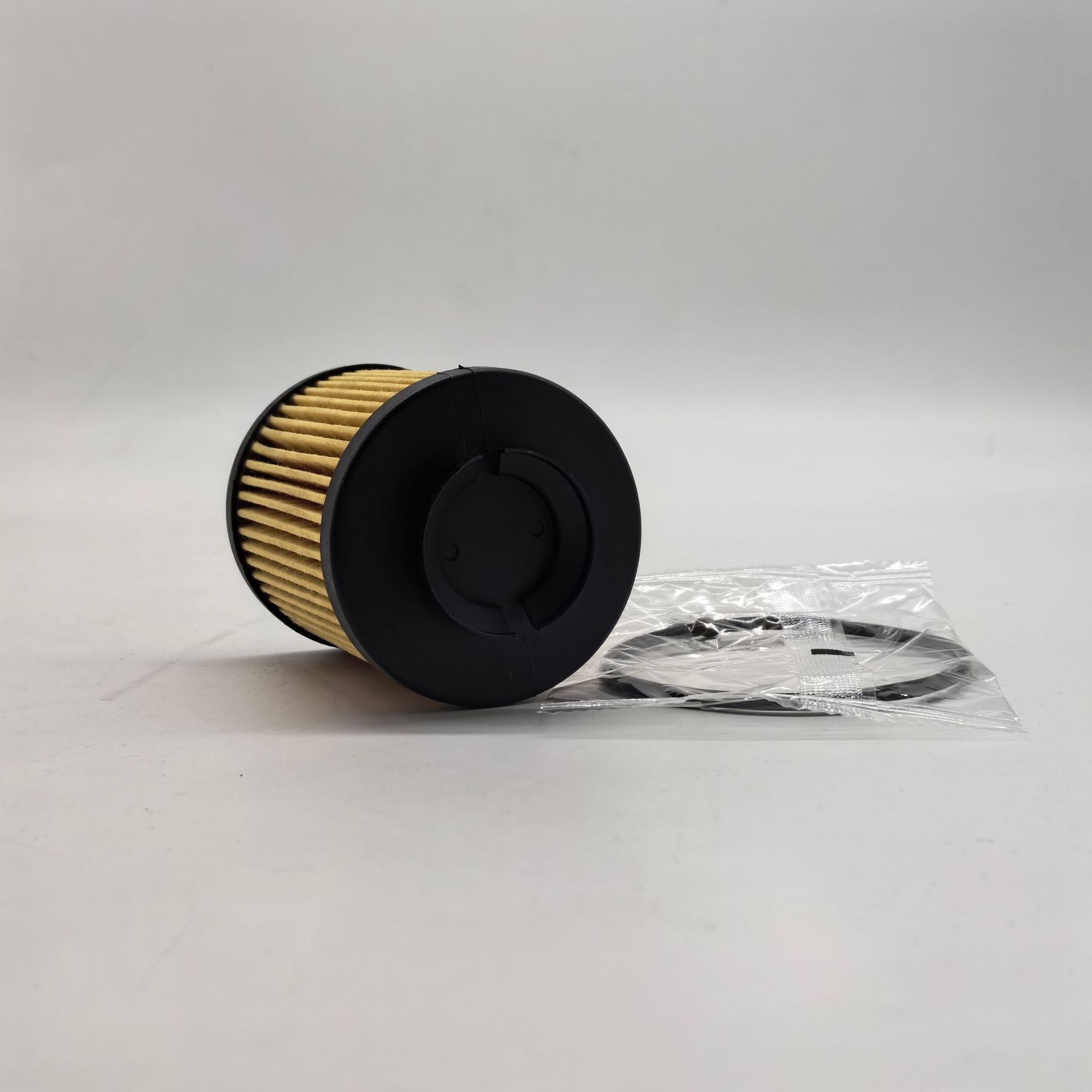 Lingrui Engine Oil Filter Lubricant Filter Ms1-6744-Aa Accessories Oil Filter