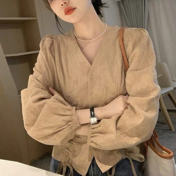 2024 Ранняя осень новая женская одежда рубашка темперамента с длинным рукавом в гонконгском стиле