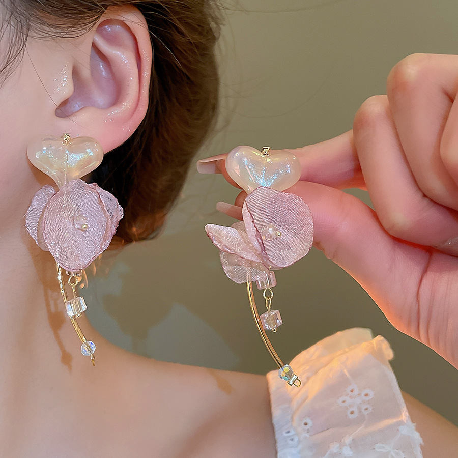 Pendientes de malla de pétalo de dopamina Pendientes de estilo de vacaciones junto al mar de estilo nuevo estilo caliente Pendientes de temperamento exagerado de todo fósforo al por mayor