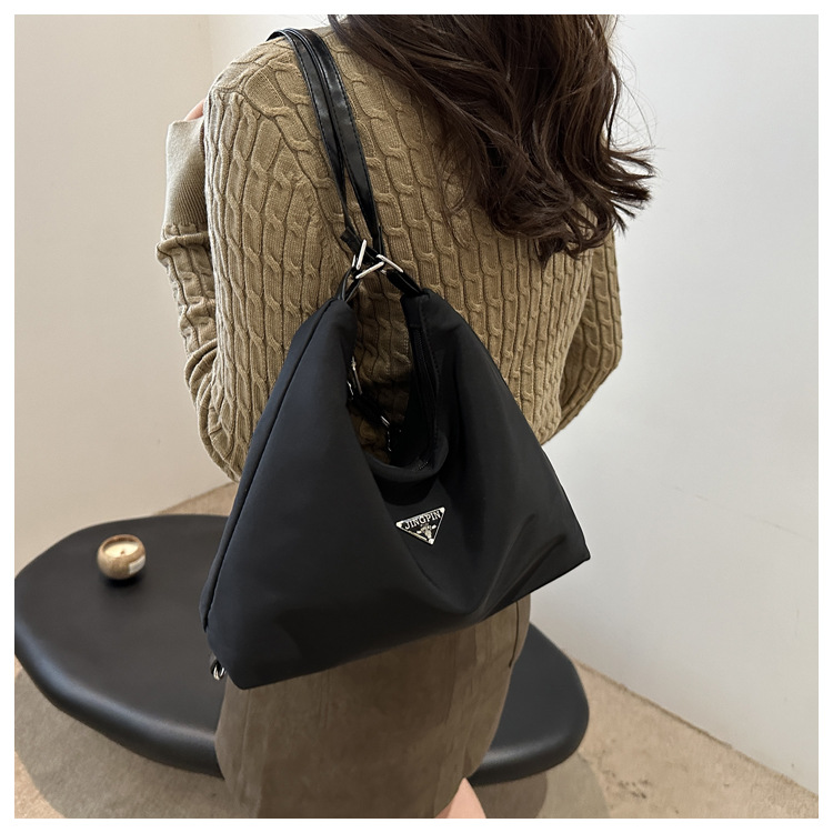 Cross-border high-end, large-capacity nylon bag for women, 2024 new trendy backpack, single-shoulder tote bag, commuter bag undefined