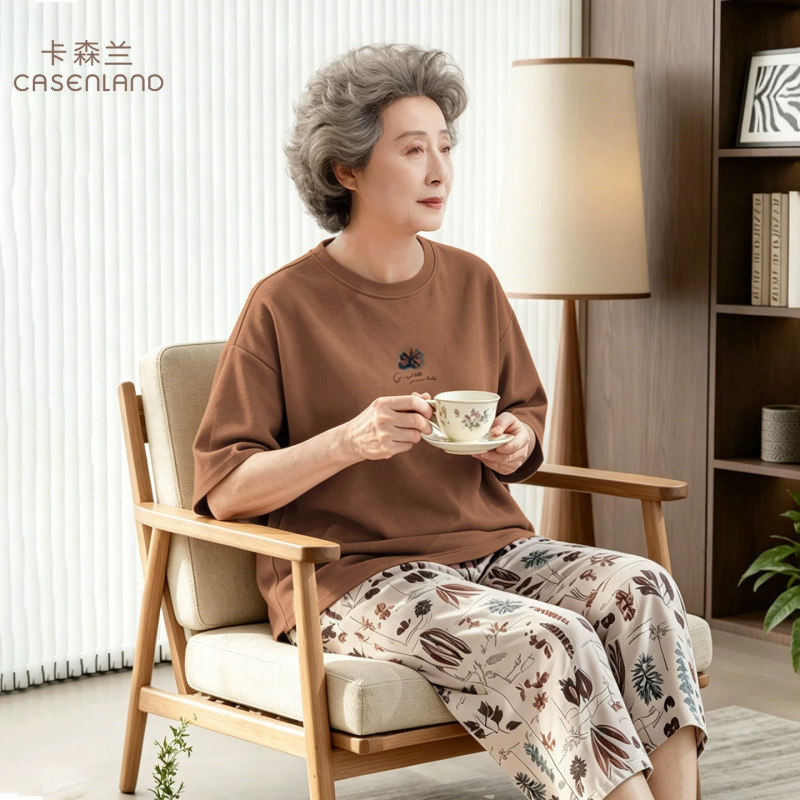 Mom's Summer Short-Sleeve Pajamas with Three-Quarter Pants for Middle-Aged and Elderly Women, Pure Cotton Homewear Set for Middle-Aged Mothers