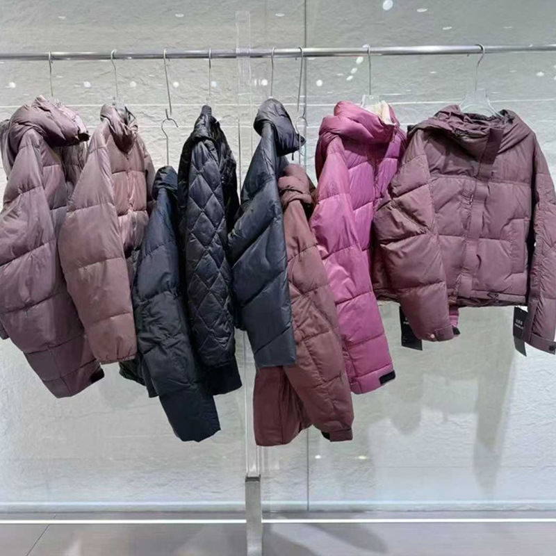 25冬款云栖絮泡芙排骨羽绒服大版型连帽外套专柜撤柜一手货源供应