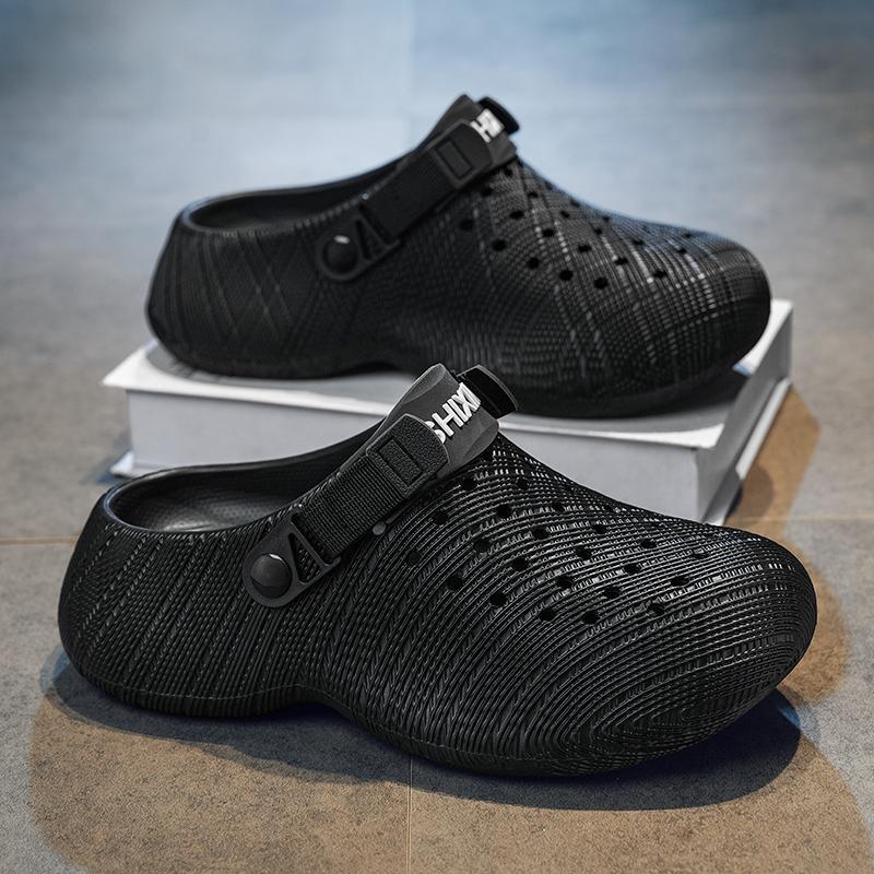 2026 New Style Clogs with Anti-Slip 3D Texture, Suitable for Outdoor Wear, Eva Thick-Soled Sandals with a Soft Stepping Feel, Slip-On Beach Shoes