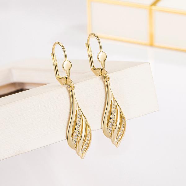 elegant cute earrings with zircon drop-shaped