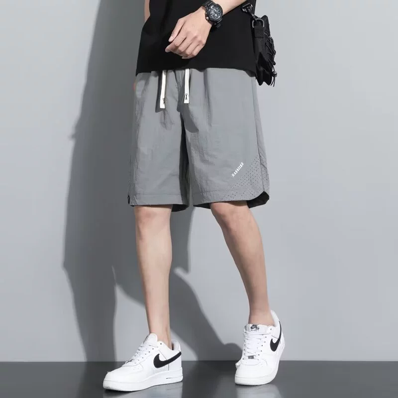 Шорты с ледяным шелком мужские летние красивые красивые повседневные брюки свободные галстуковые брюки быстрого сушки спортивные укороченные брюки для отдыха