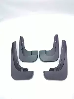 Applicable to 24 Mercedes-Benz V300L car tire fender cross-border sales foreign trade supply a generation of hair (Mudguard) - 24-mercedes-benz-v300-original-cars-with-side-skirts-with-4-clips