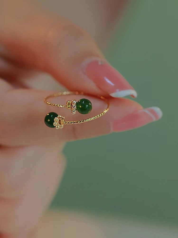 Anello aperto minimalista retrò in oro smeraldo e giada hetian_voghion.com