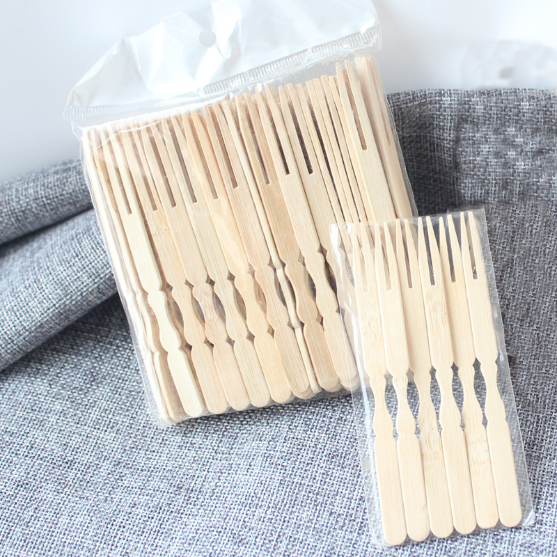 10cm Tenedor de fruta de bambú 100 unids/pack suministro directo de fábrica Tenedor de pastel de postre Tenedor de fruta Tenedor de bambú desechable al por mayor