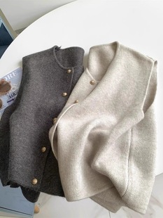 Gentle Single-Breasted Small Gold Buttons, Versatile Knitted Vest for Women, Layered Inner Vest Top for Women