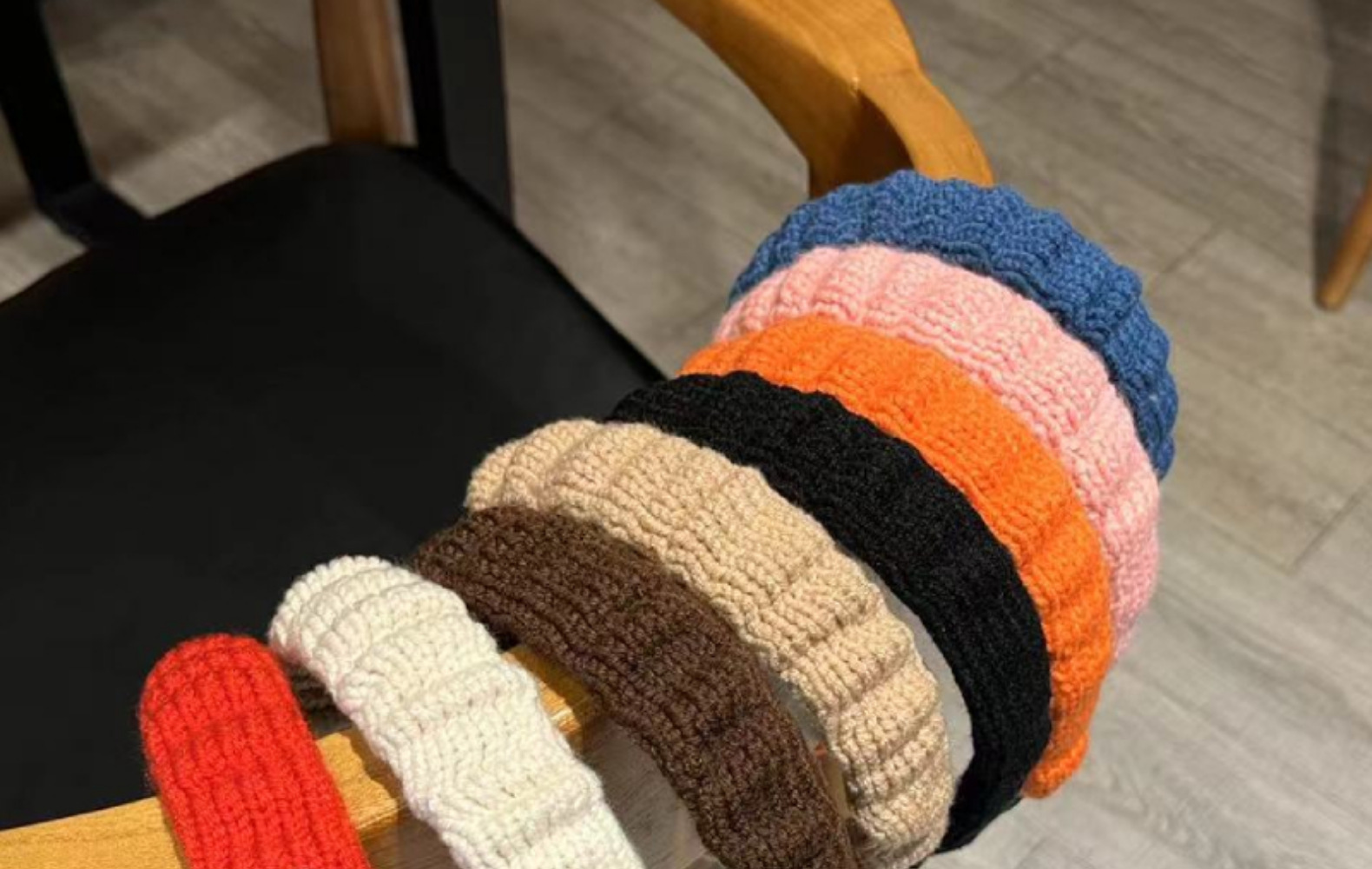 Retro Fashion Woolen Headband 1