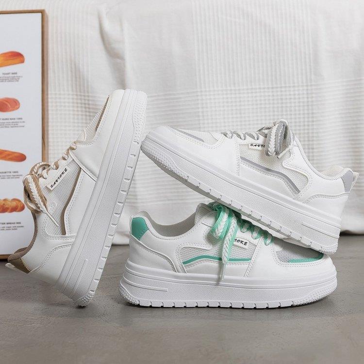 2024 primavera nueva moda versátil zapatos blancos pequeños zapatos deportivos casuales de mujer zapatos de papá explosión zapatos de suela gruesa