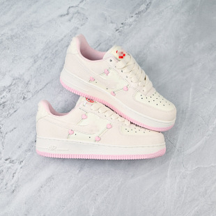 ��ԭLunar force1���eЬ��܊һ̖����2.0��Ь���˹������\��Ь