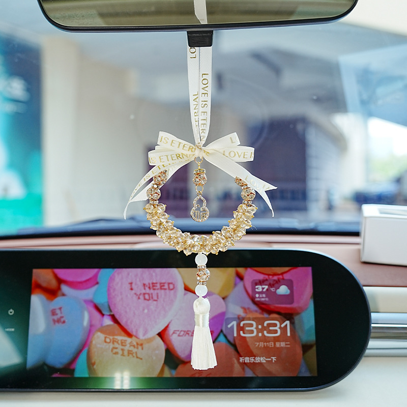 新型の自動車のペンダントの水晶のヒョウタン車は装飾のペンダントのネットの赤いアイデアの車載のバックミラーの車で掛けます。|undefined