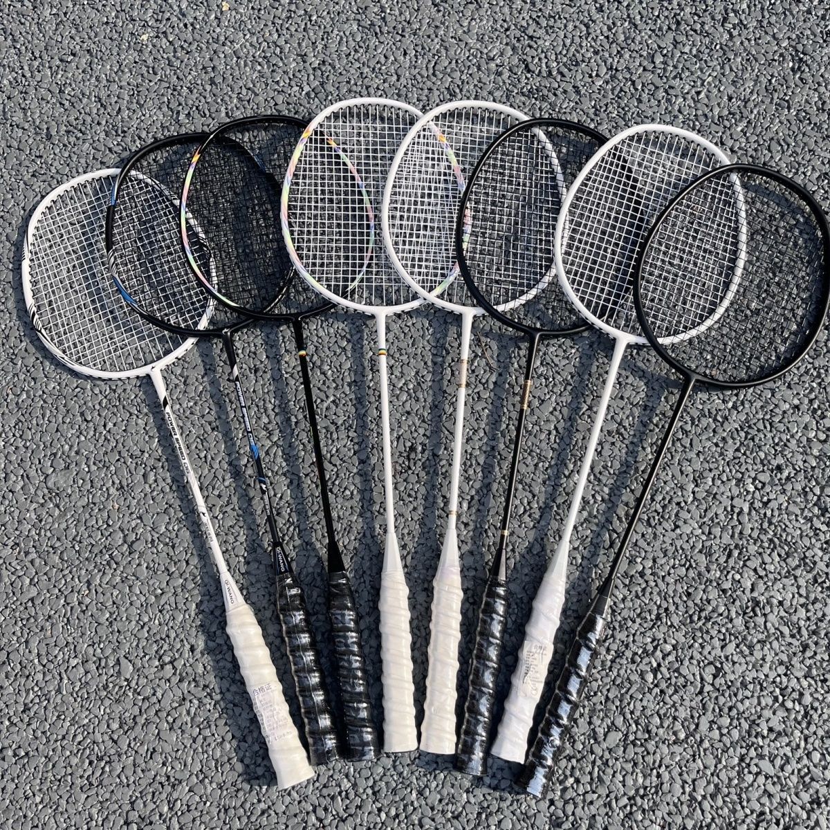 Big Sale Carbon Badminton Racket One-Piece Men's and Women's Single Racket Adult Training Double Racket Carbon Fiber Ultra-Light Offensive and Durable