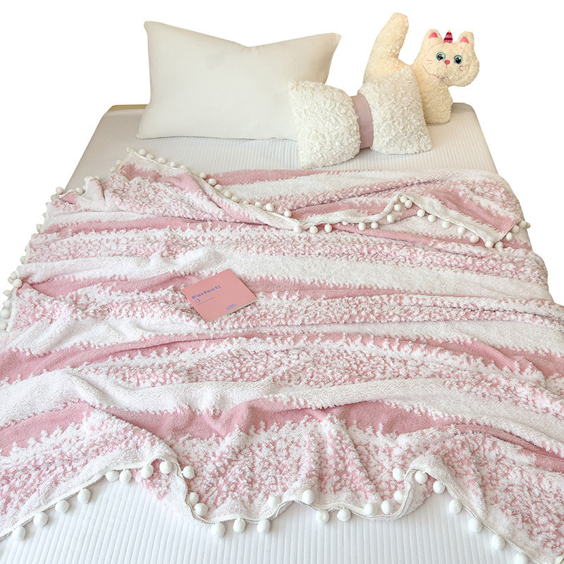 Ins pequeña manta jacquard catiónica fresca adorable bola manta siesta manta lavable sopa manta toalla de cama manta