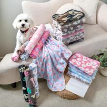 厂家现货猫狗垫子毛毯法兰绒毛毯四季毯子宠物舒适保暖秋冬珊瑚绒