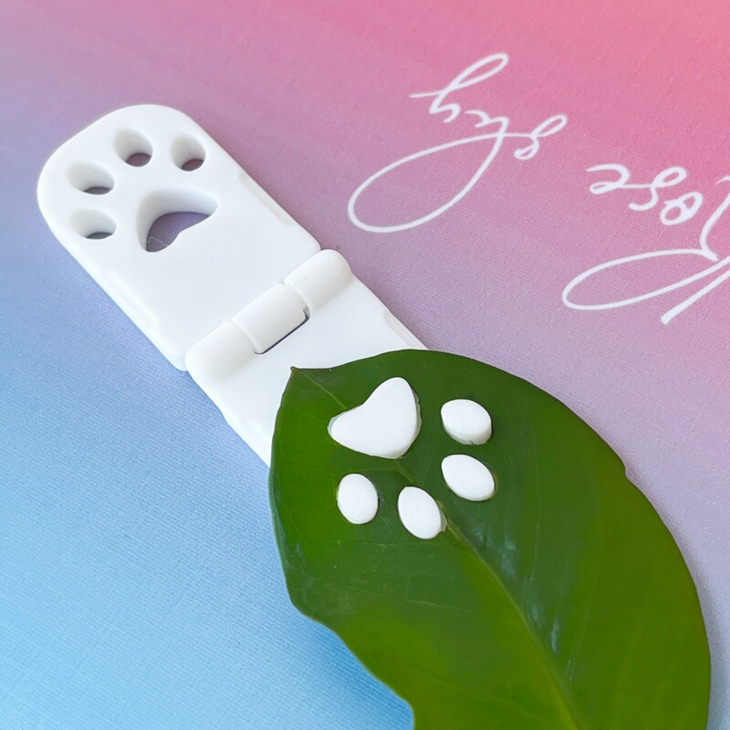 Pet Cat Paw Print Embossing Stamp | Unique Footprint Stamping Tool Handmade Artwork Suitable for Thin Paper and
