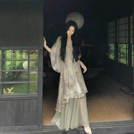 连衣裙;休闲裤;大码外套