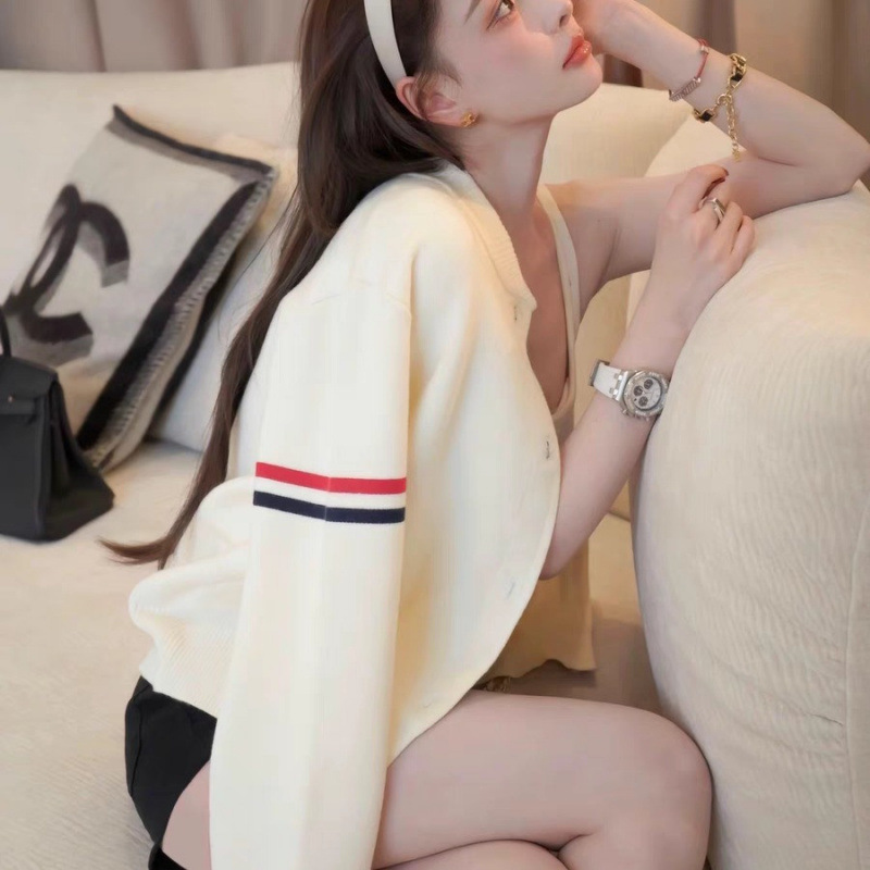 设计感双袖撞色条纹立领针织开衫女气质上衣短外套棒球服|undefined