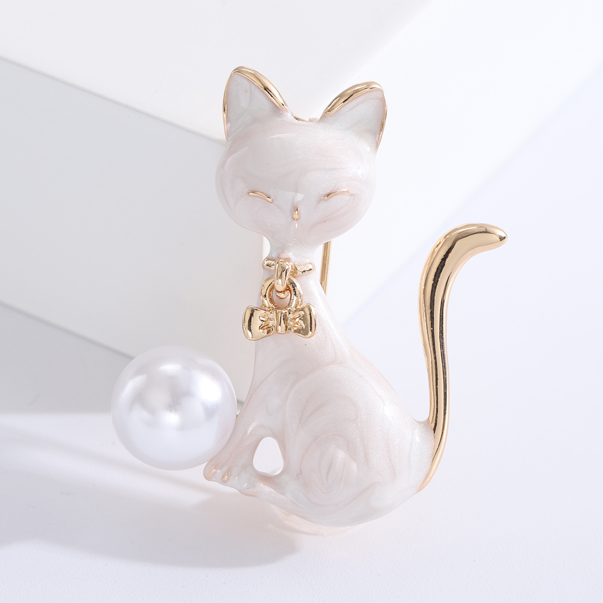 Cute Style Cute Pin Cat Alloy Enamel Inlay Pearl Women's Brooches
