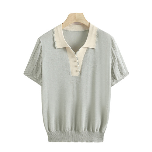 Mom-style elegant knitted blouse with a notched lapel, made from ice silk—perfect for summer wear! This mid-to-late adult women's short-sleeve T-shirt is loose-fitting, lightweight, and ideal as a versatile base layer.