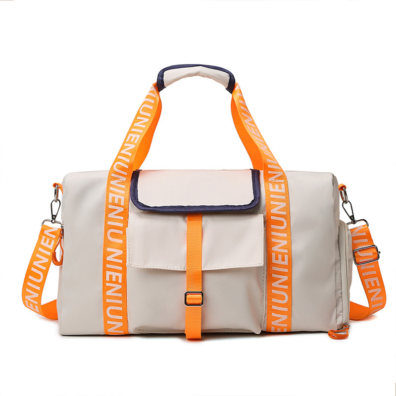 Blanco beige con palabras