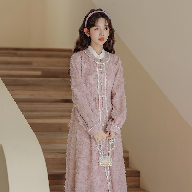 新中式少女立领粉色旗袍连衣裙女高级感年轻款钉珠设计收腰长裙|undefined