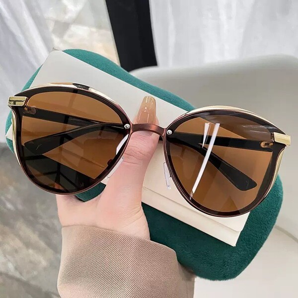 Fashionable trend universal sunglasses for men and women