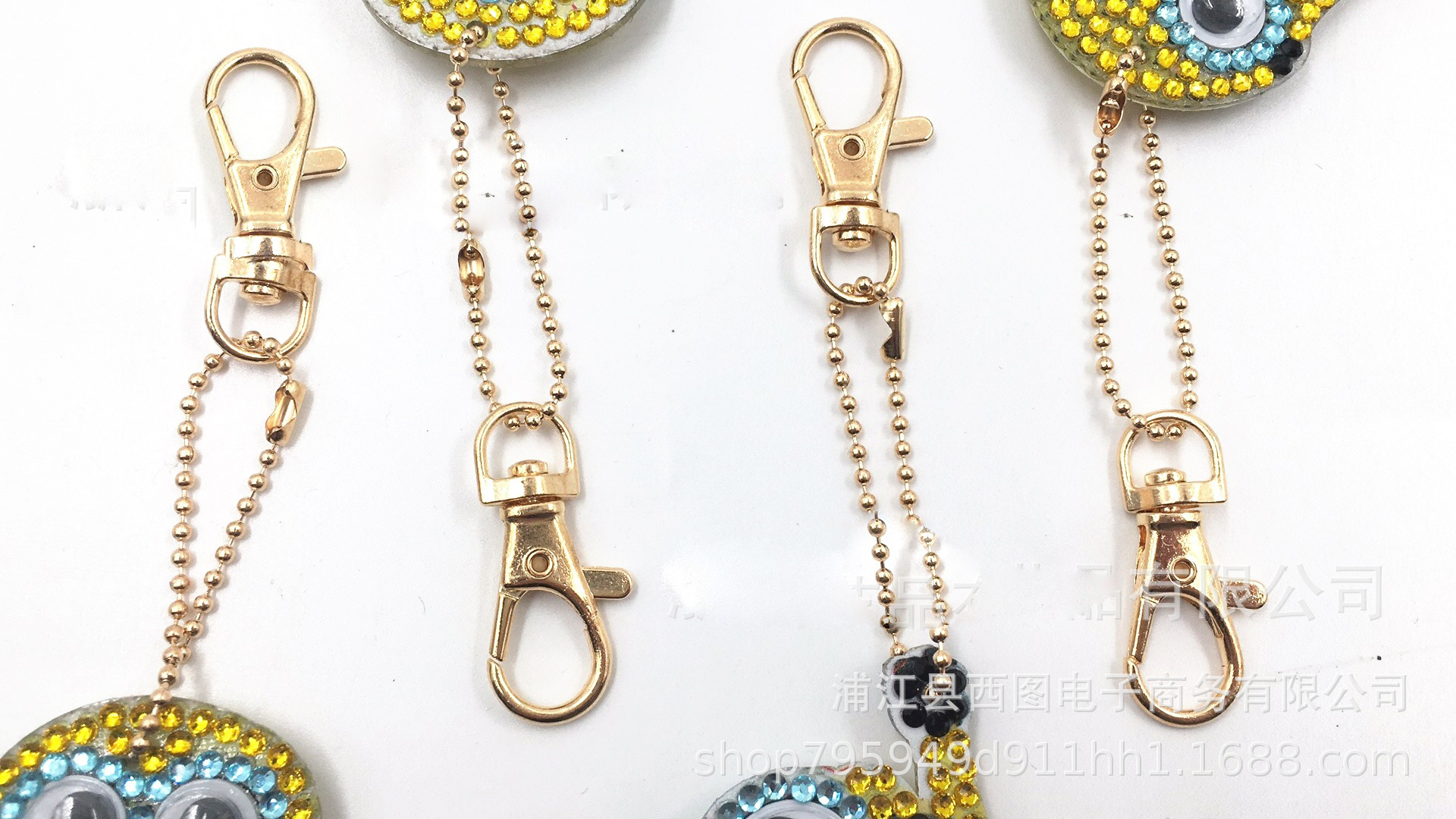 9945332308_1825676587