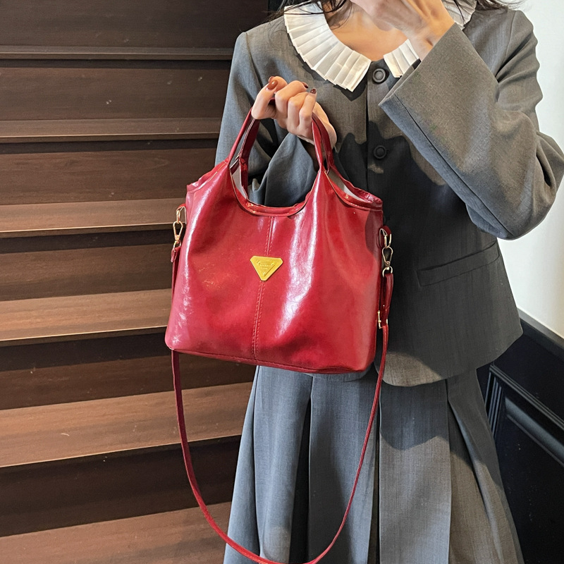 Bolsas retro retro de alta calidad, bolsas de mano de primavera de 2025 para mujeres, bolsas de mano casuales, bolsas de hombro para viajar