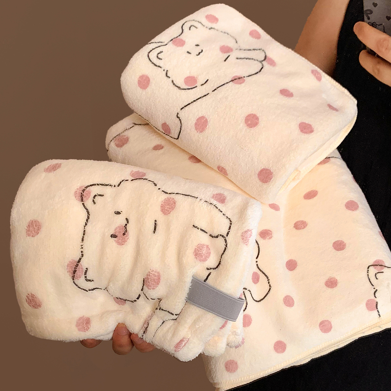 Polka dot cat-themed bath towel set for women, suitable for home use, adults, and students; includes a quick-drying towel and a hair-drying cap Polka dot cat-themed bath towel set for women, suitable for home use, adults, and students; includes a quick-drying towel and a hair-drying cap